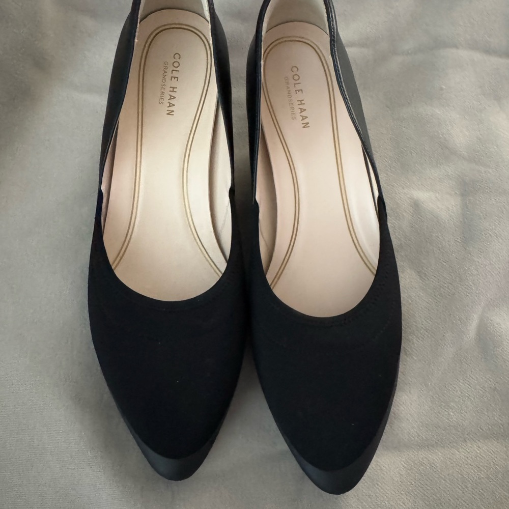NWOT- Cole Haan leather/neoprene wedges sz 8.5